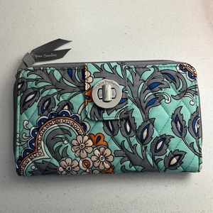 Vera Bradley RFID Turnlock Wallet